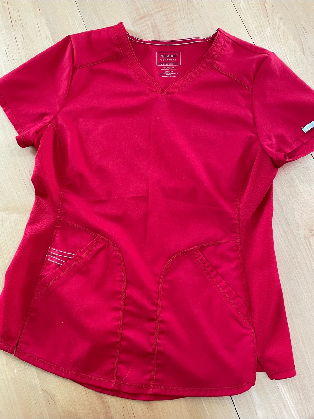 Cherokee Red Women’s V-Neck Short Sleeve Scrub Top